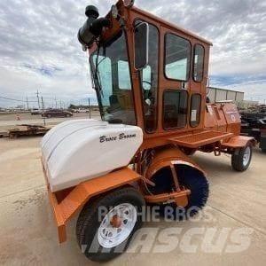 Broce RCT350 Sweepers
