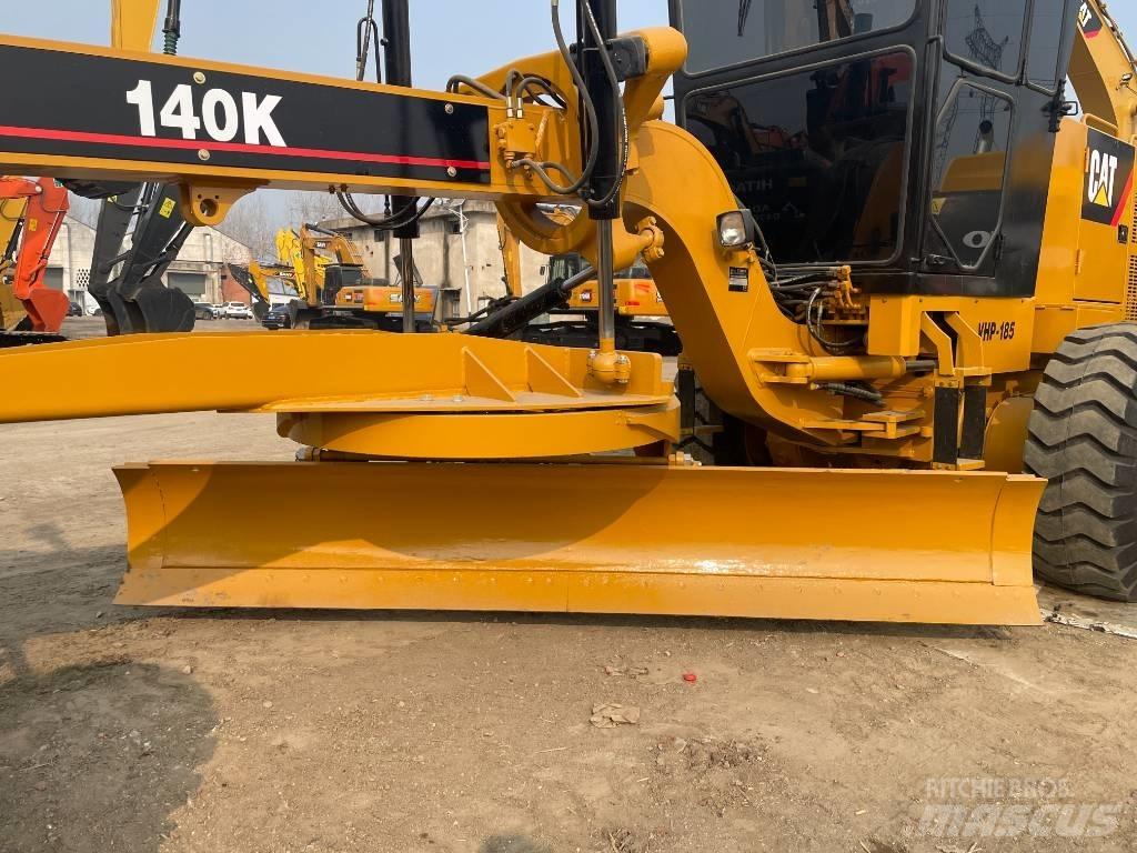 CAT 140 K Graders
