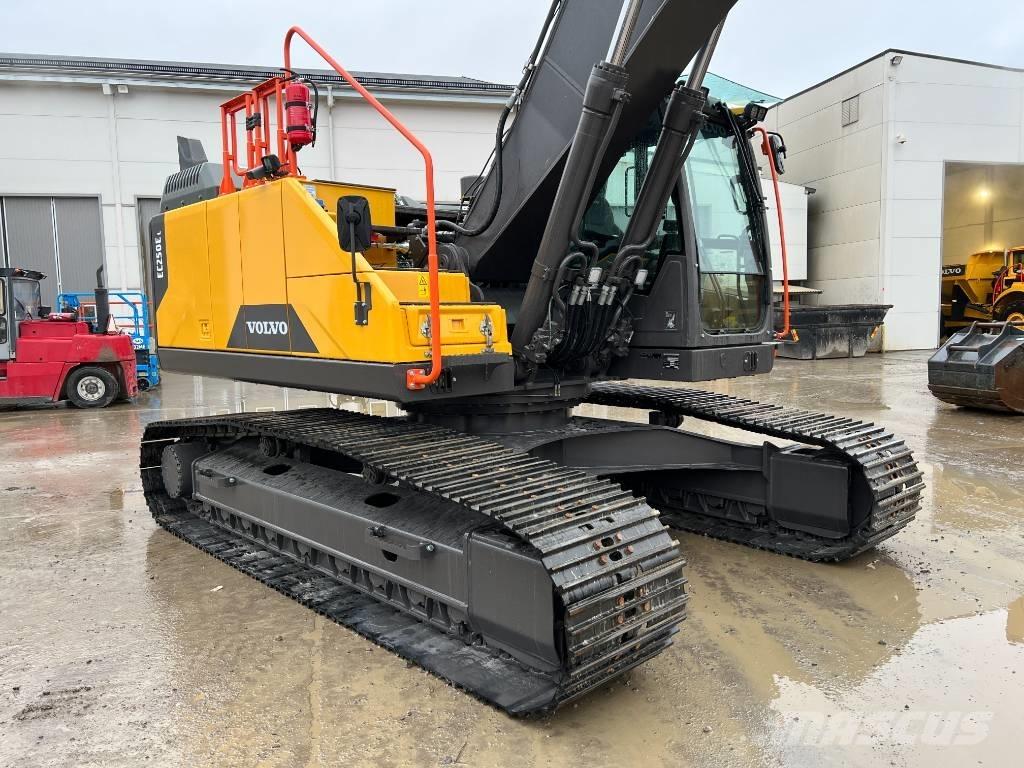 Volvo EC 250 EL Crawler excavators