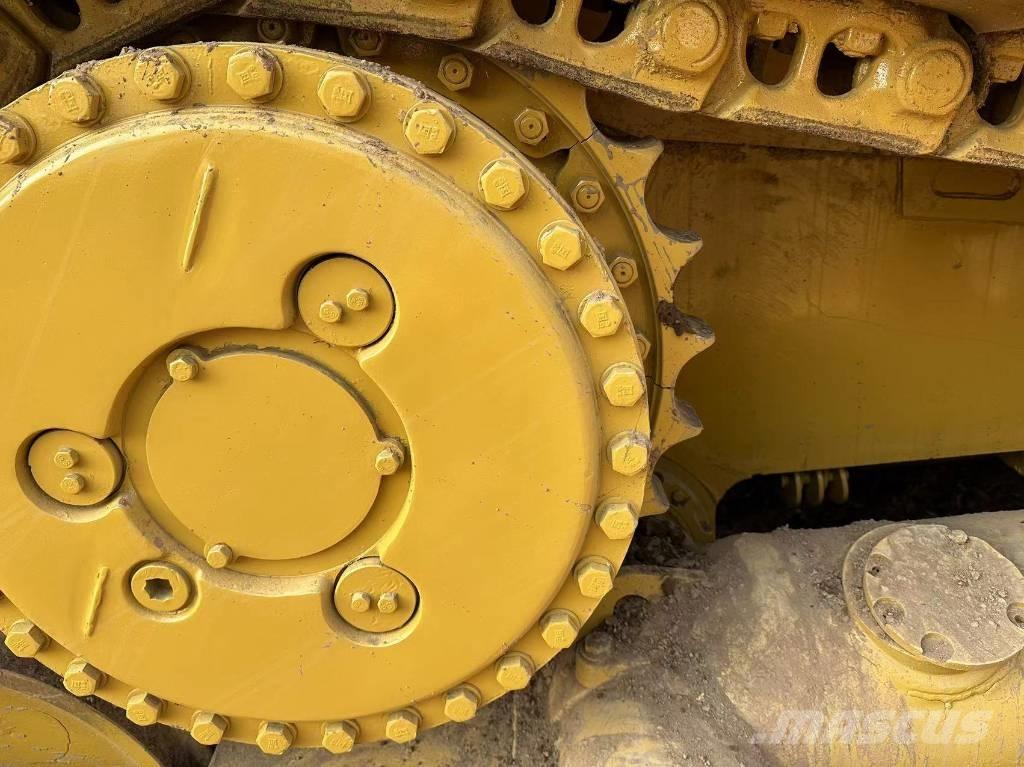 CAT D8R Crawler dozers