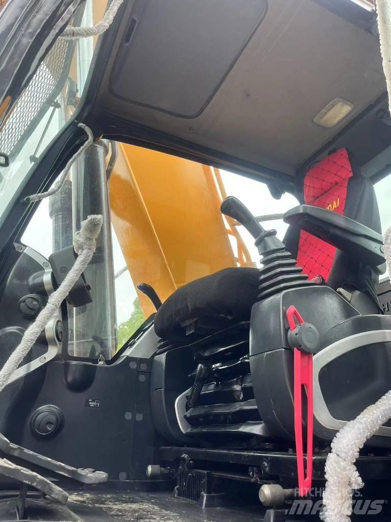 Hyundai R 305LC-9S Crawler excavators
