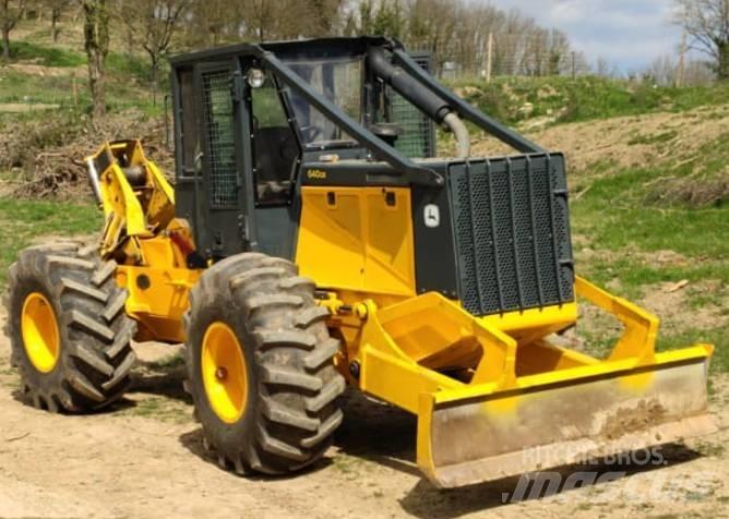 John Deere 640 Skidders