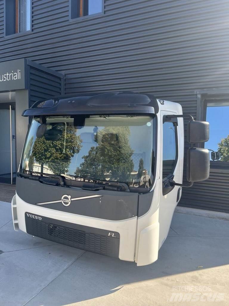 Volvo Day Cab Cabins and interior