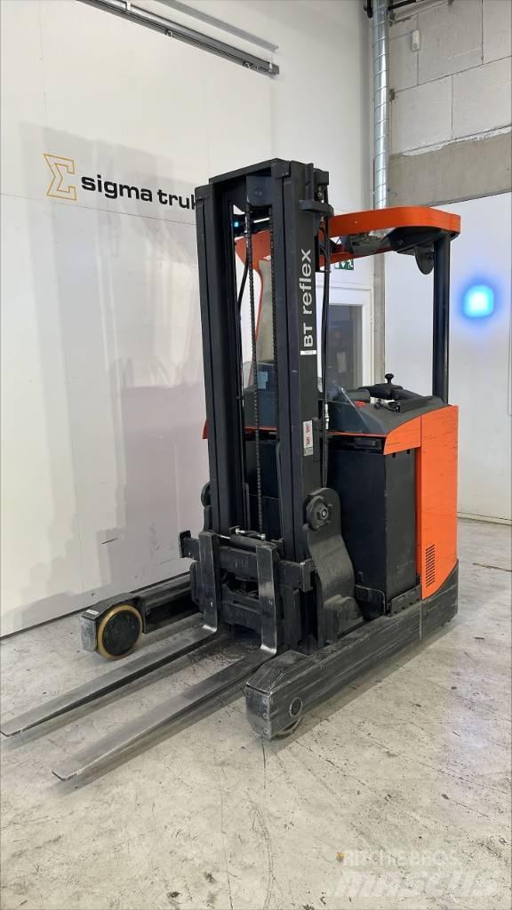 BT Reflex Reach trucks