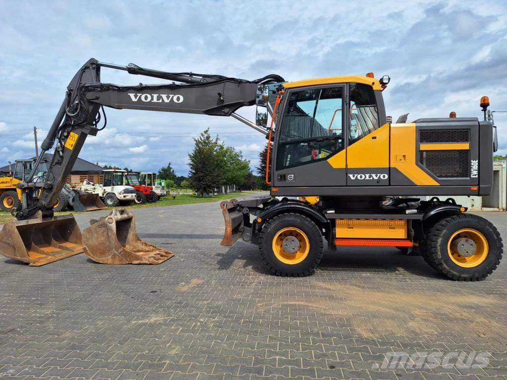 Volvo EW 160 E Wheeled excavators