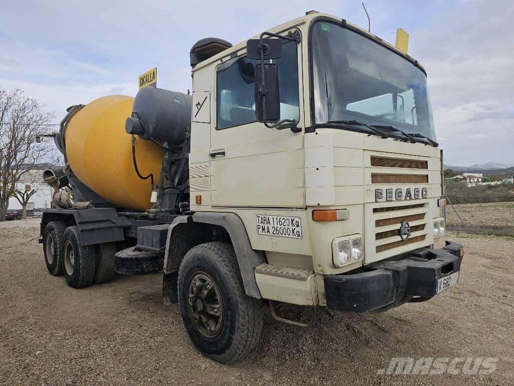 Pegaso 2323k Concrete pump trucks