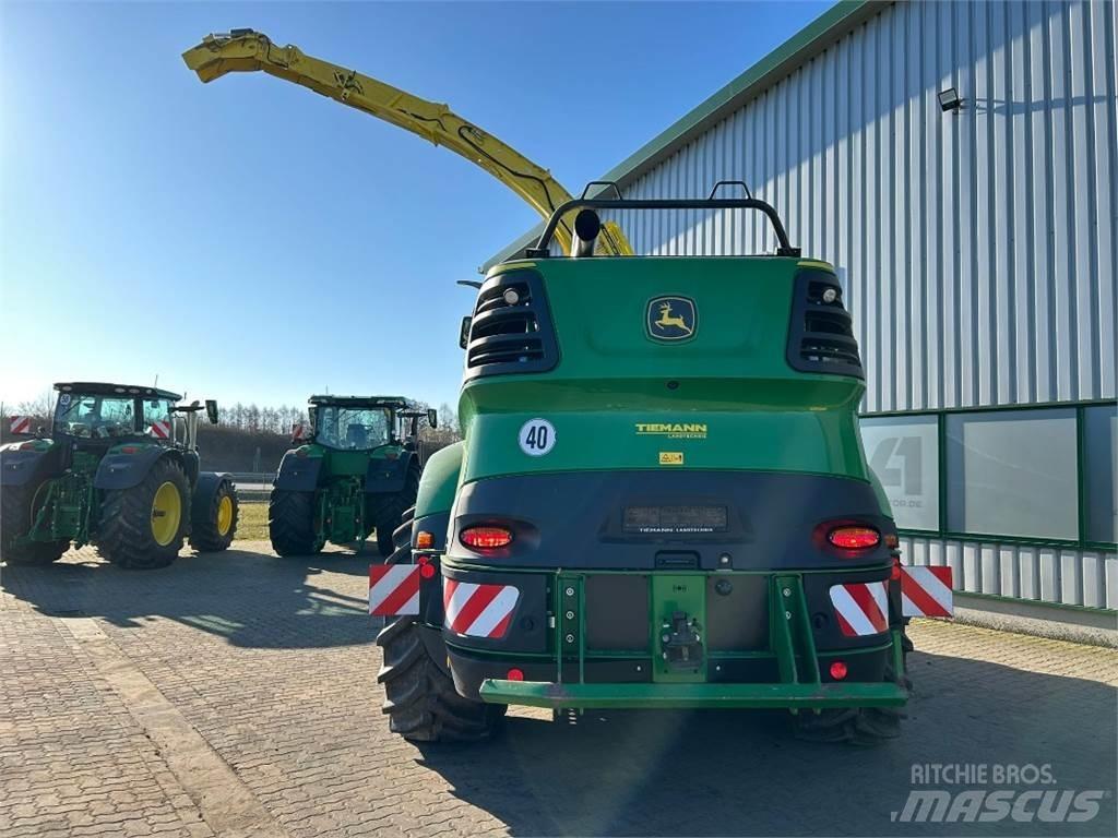 John Deere 8400i Forage harvesters