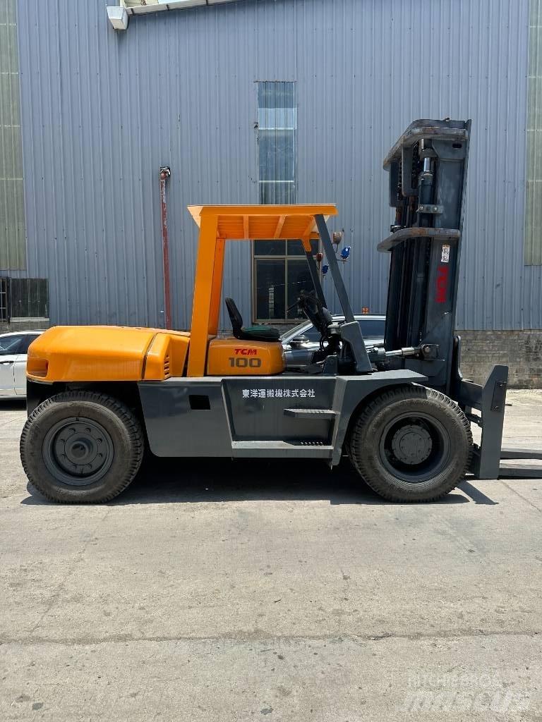 TCM 100 Reach trucks