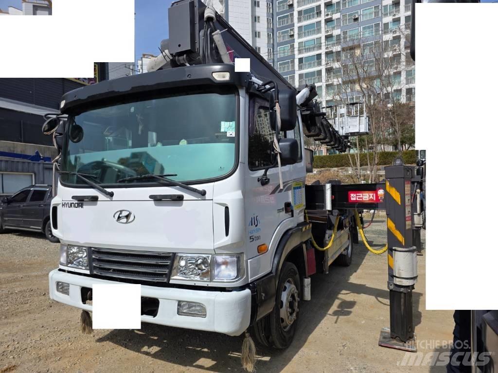 Hyundai HS3870 Truck & Van mounted aerial platforms