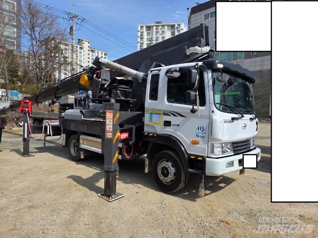 Hyundai HS3870 Truck & Van mounted aerial platforms