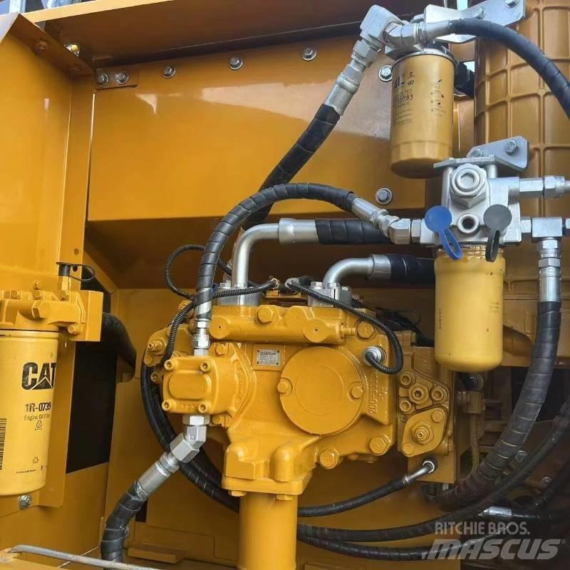 CAT 320 D Crawler excavators