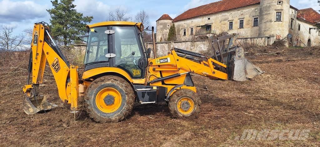 JCB 3CX Backhoe loaders