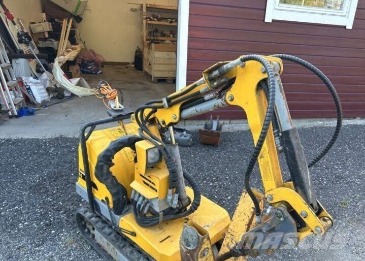 Brokk 40 Demolition excavators