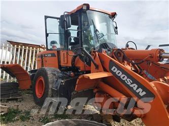 Doosan DL 300-3 Wheel loaders