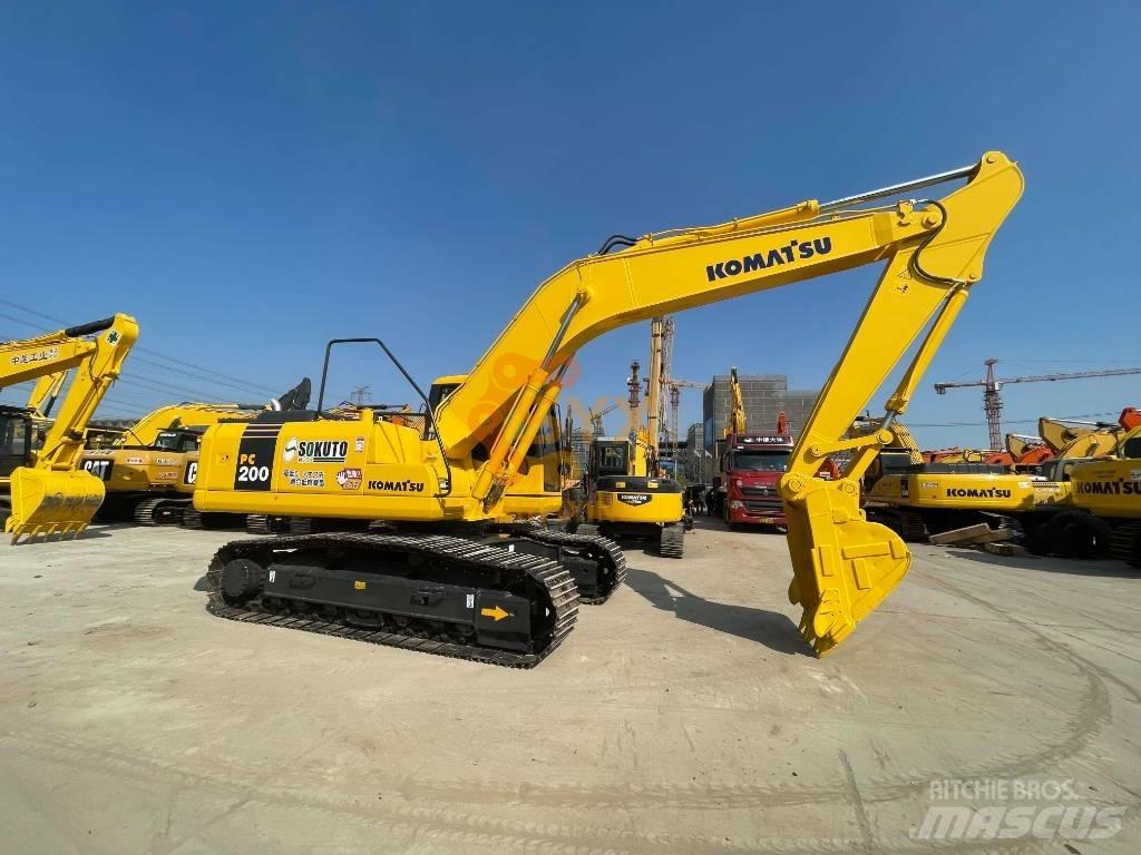Komatsu PC 200-7 Crawler excavators