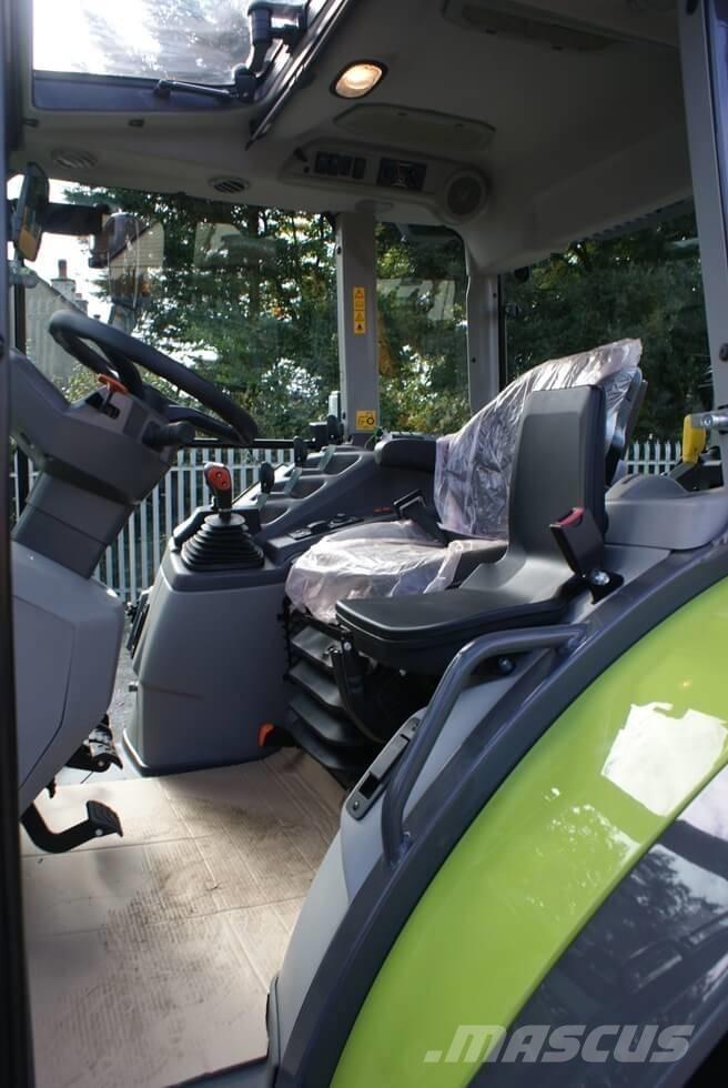 CLAAS Axos 3.120 Tractors