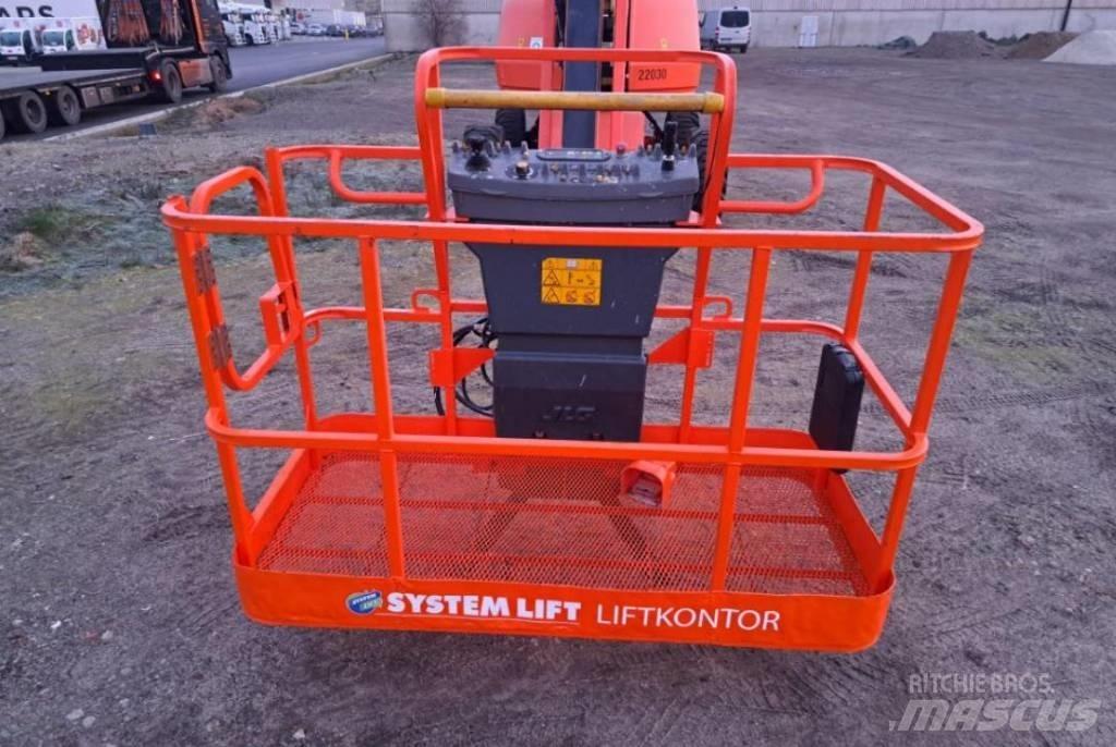 JLG 660 SJ - 340 kg Telescopic boom lifts