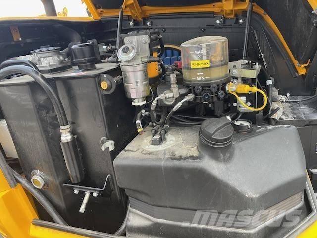 JCB 86 C-2 Midi excavators  7t - 12t