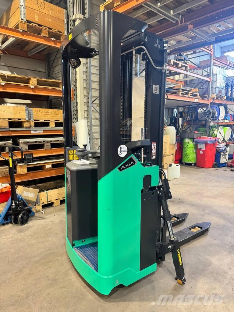 Mitsubishi SBR16N2 Self propelled stackers