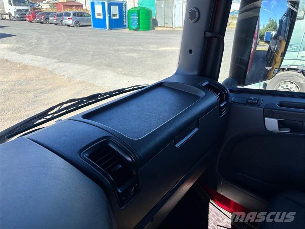 Scania R 490 Tractor Units