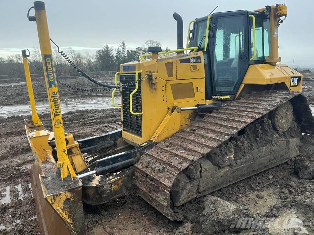 CAT D 6 N LGP Crawler dozers