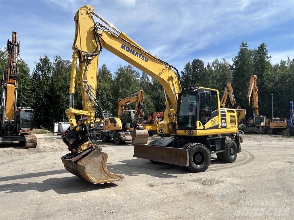 Komatsu PW 180-11 Wheeled excavators