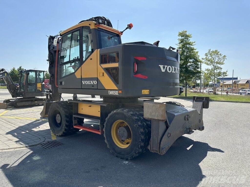 Volvo EWR150E Wheeled excavators