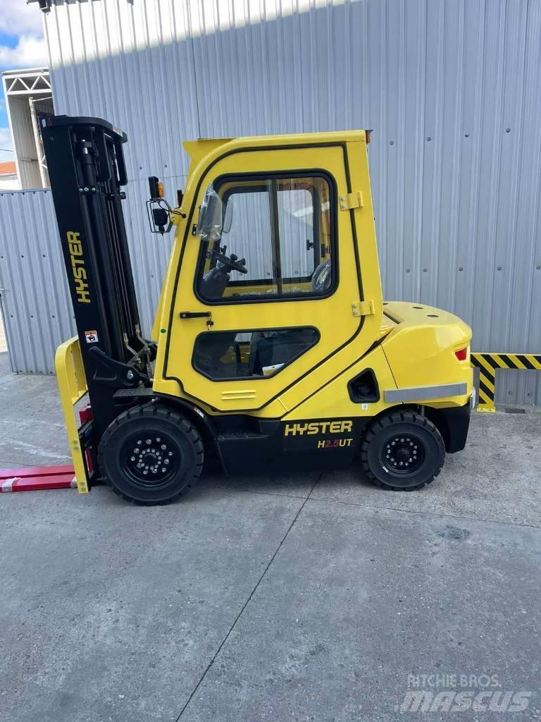 Hyster H2.5UT Diesel trucks