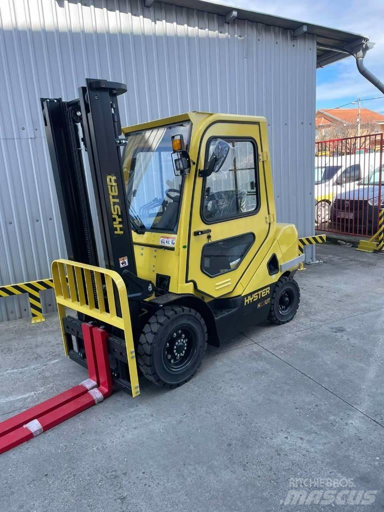 Hyster H2.5UT Diesel trucks