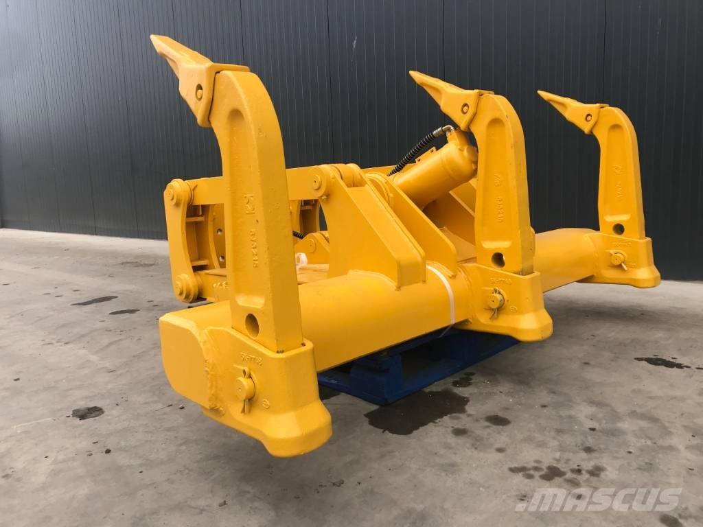 Komatsu D65 Scarifiers