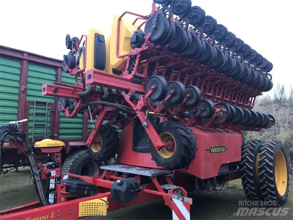 Väderstad Tempo L Precision sowing machines