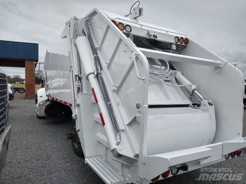 Peterbilt 337 Waste trucks