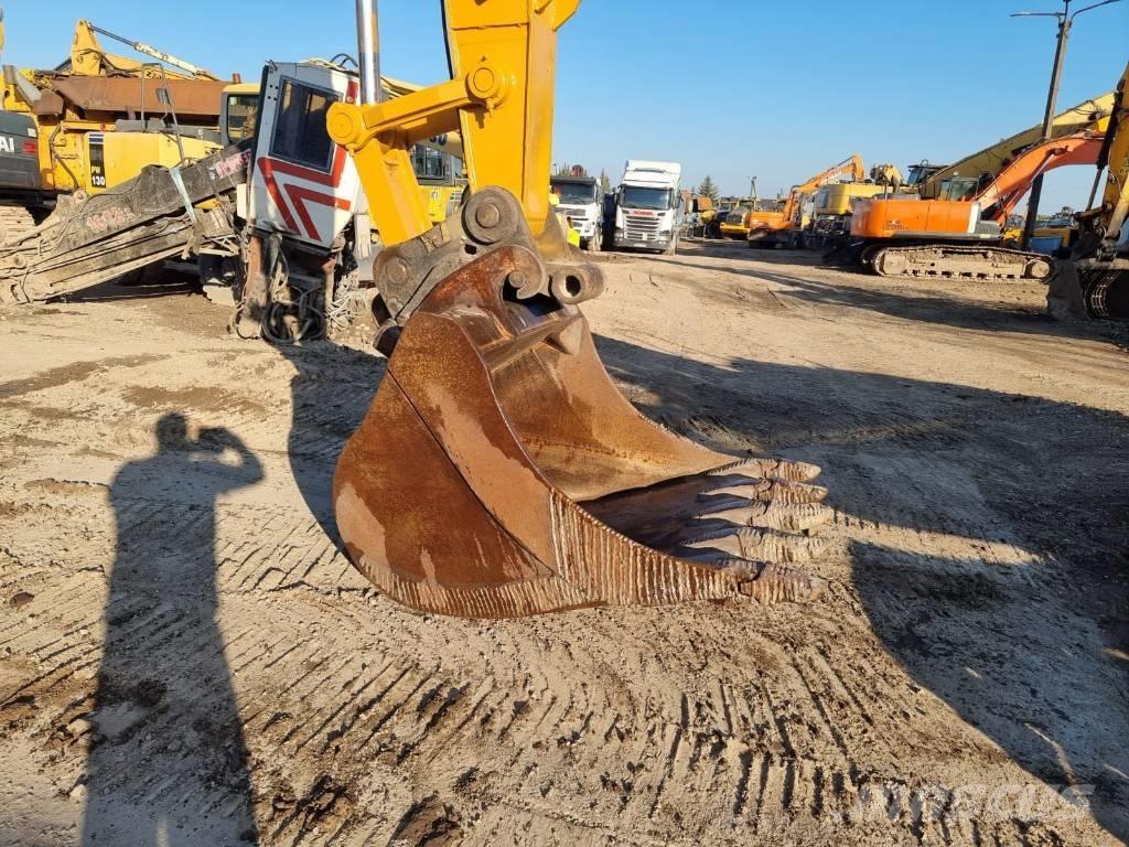 CASE CX 210 LC Crawler excavators