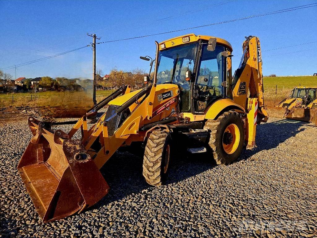 JCB 3CX Backhoe loaders