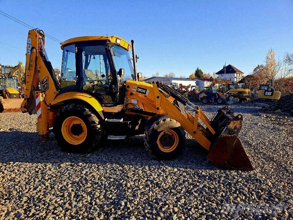 JCB 3CX Backhoe loaders