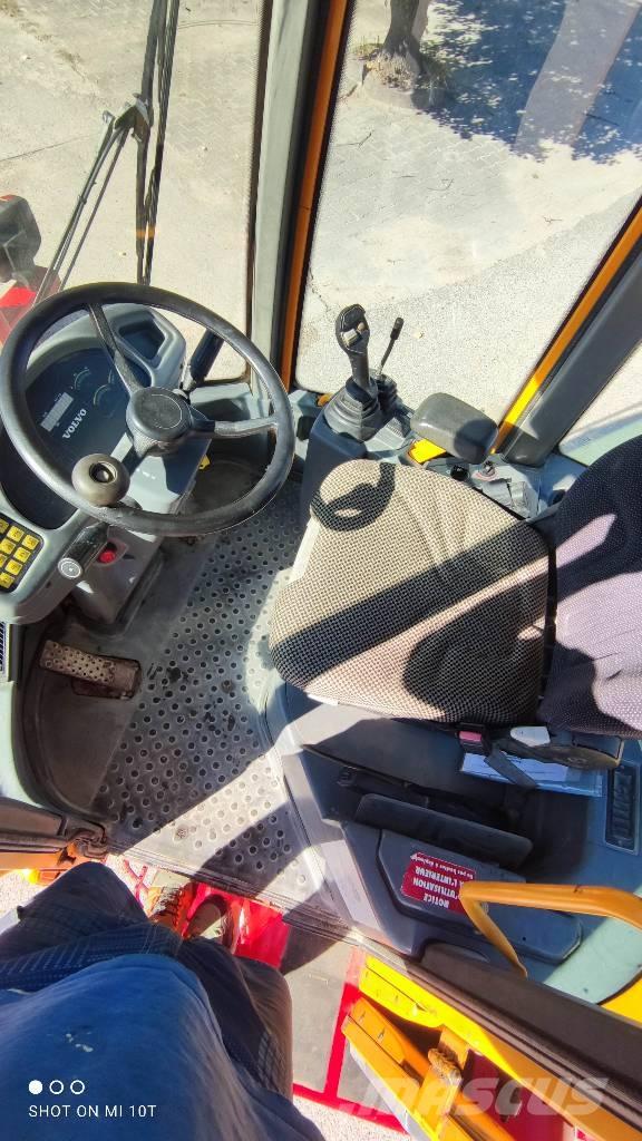 Volvo L 30 B Wheel loaders