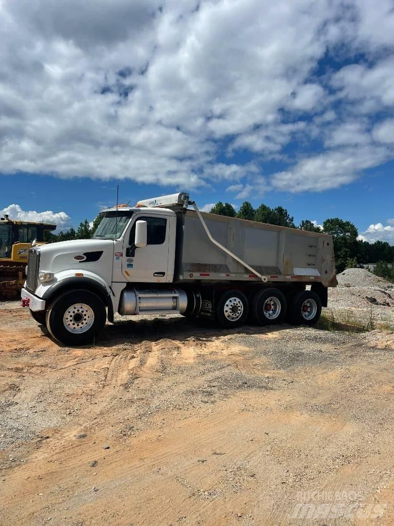 Peterbilt Dump Truck Tipper trucks