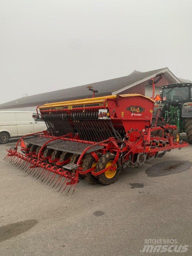 Väderstad Rapid 400C Combination drills