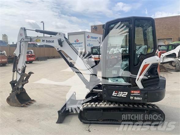 Bobcat E32i Mini excavators < 7t (Mini diggers)
