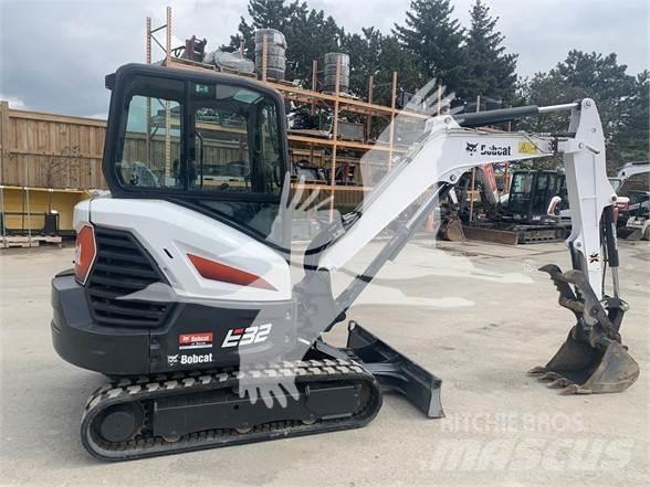 Bobcat E32i Mini excavators < 7t (Mini diggers)