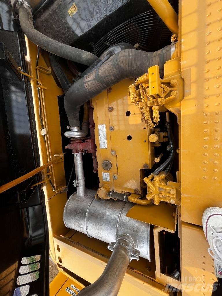 CAT CAT320D Crawler excavators