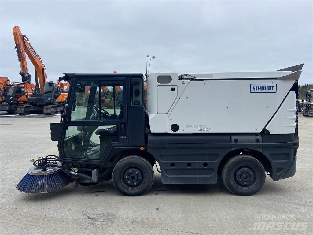 Schmidt Swingo 200 Sweepers