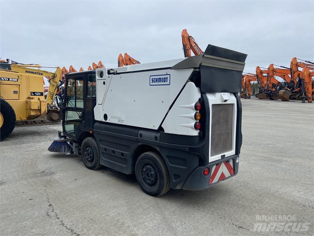Schmidt Swingo 200 Sweepers