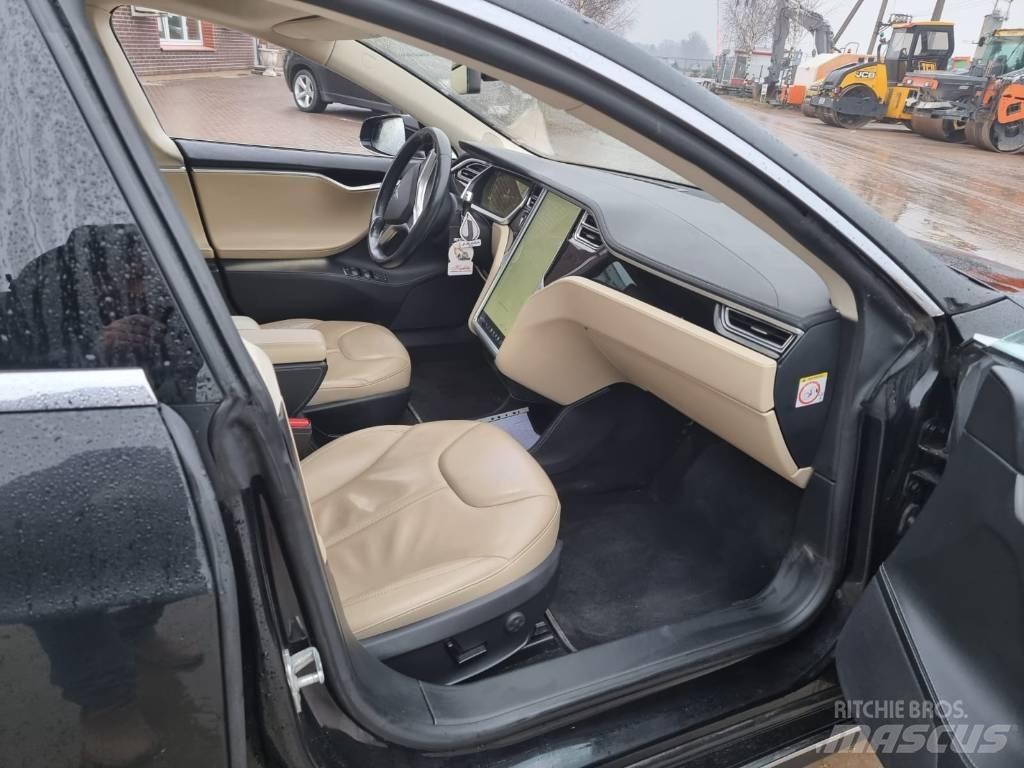 Tesla Model S P85 Cars