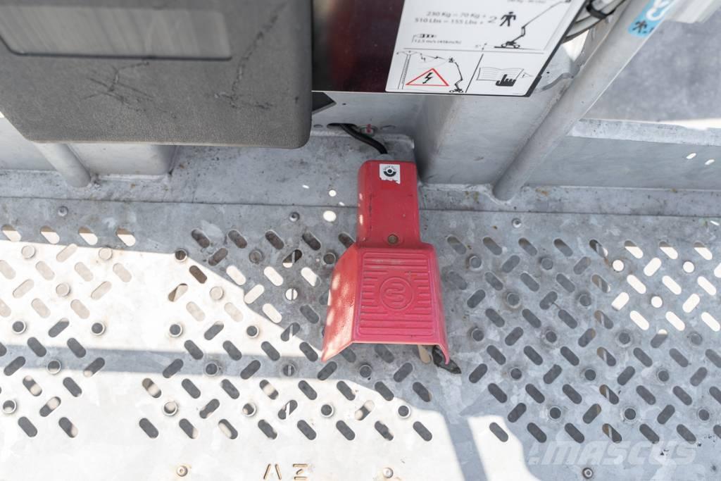 Manitou 200 ATJ Articulated boom lifts