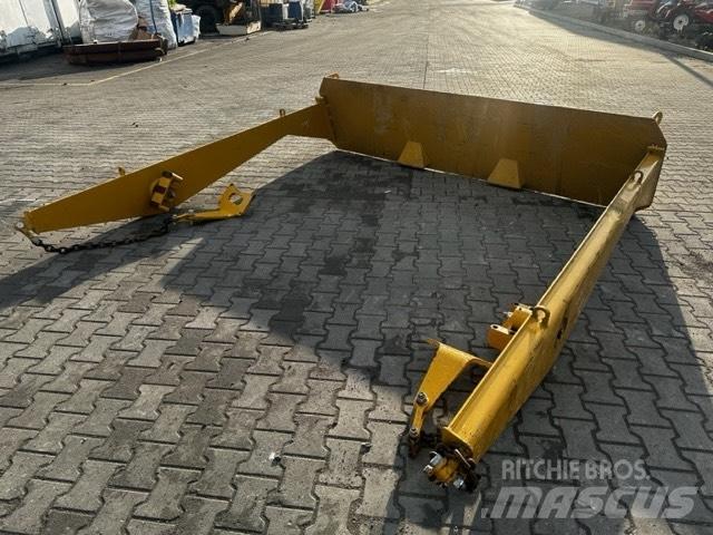 CAT 725 TAIL GATE Articulated Dump Trucks (ADTs)
