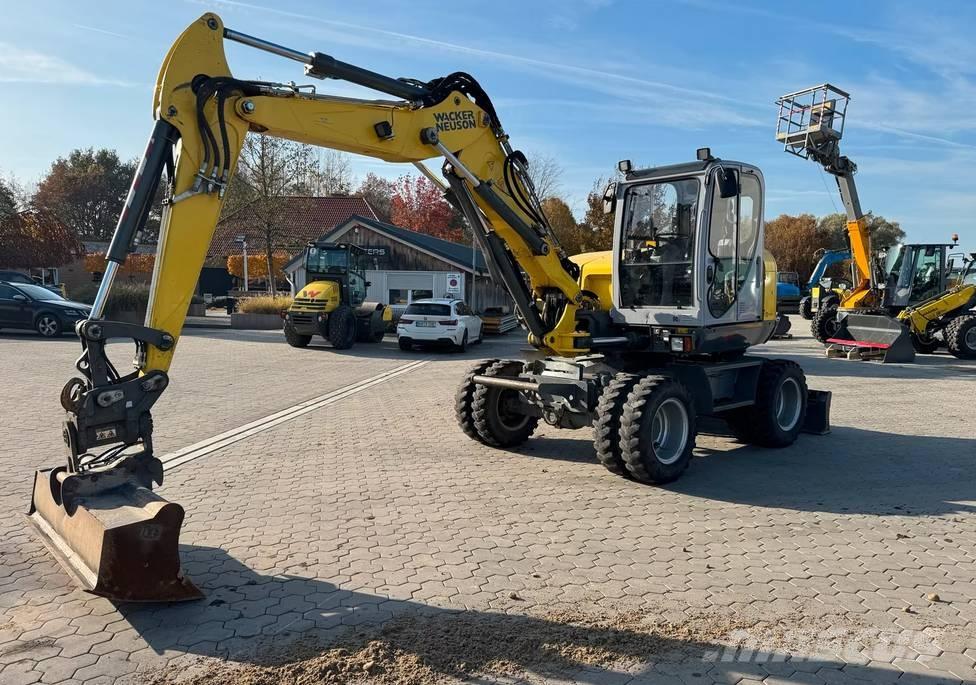 Wacker Neuson EW 100 Wheeled excavators