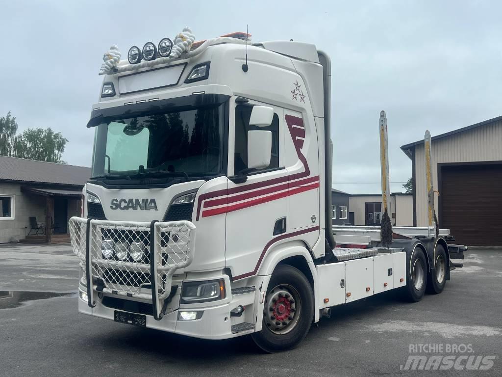 Scania R 730 B6X4NB Timber trucks
