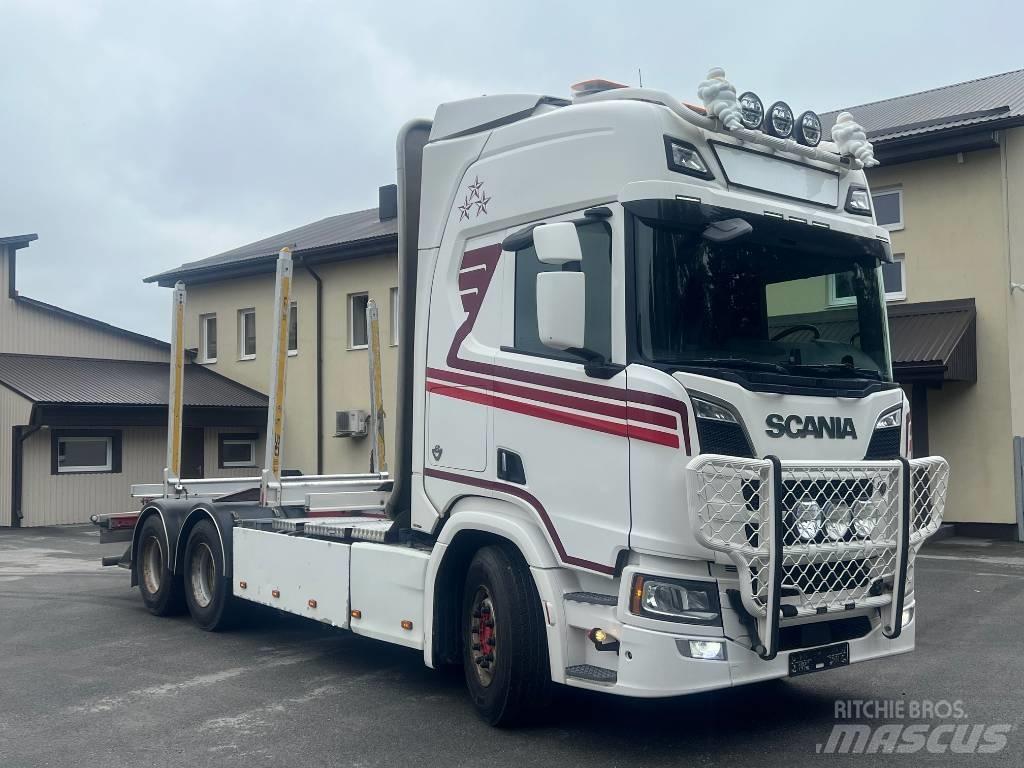 Scania R 730 B6X4NB Timber trucks