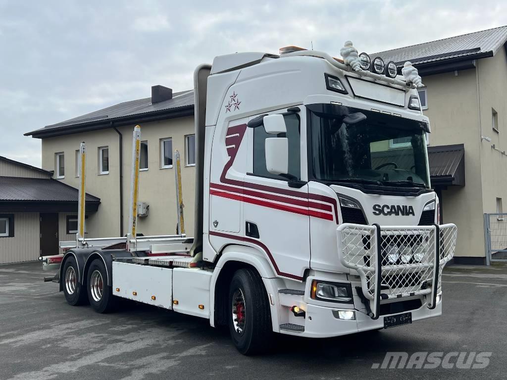Scania R 730 B6X4NB Timber trucks